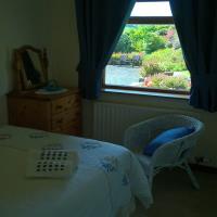 Small Bedroom at Drainbyrion Farm.